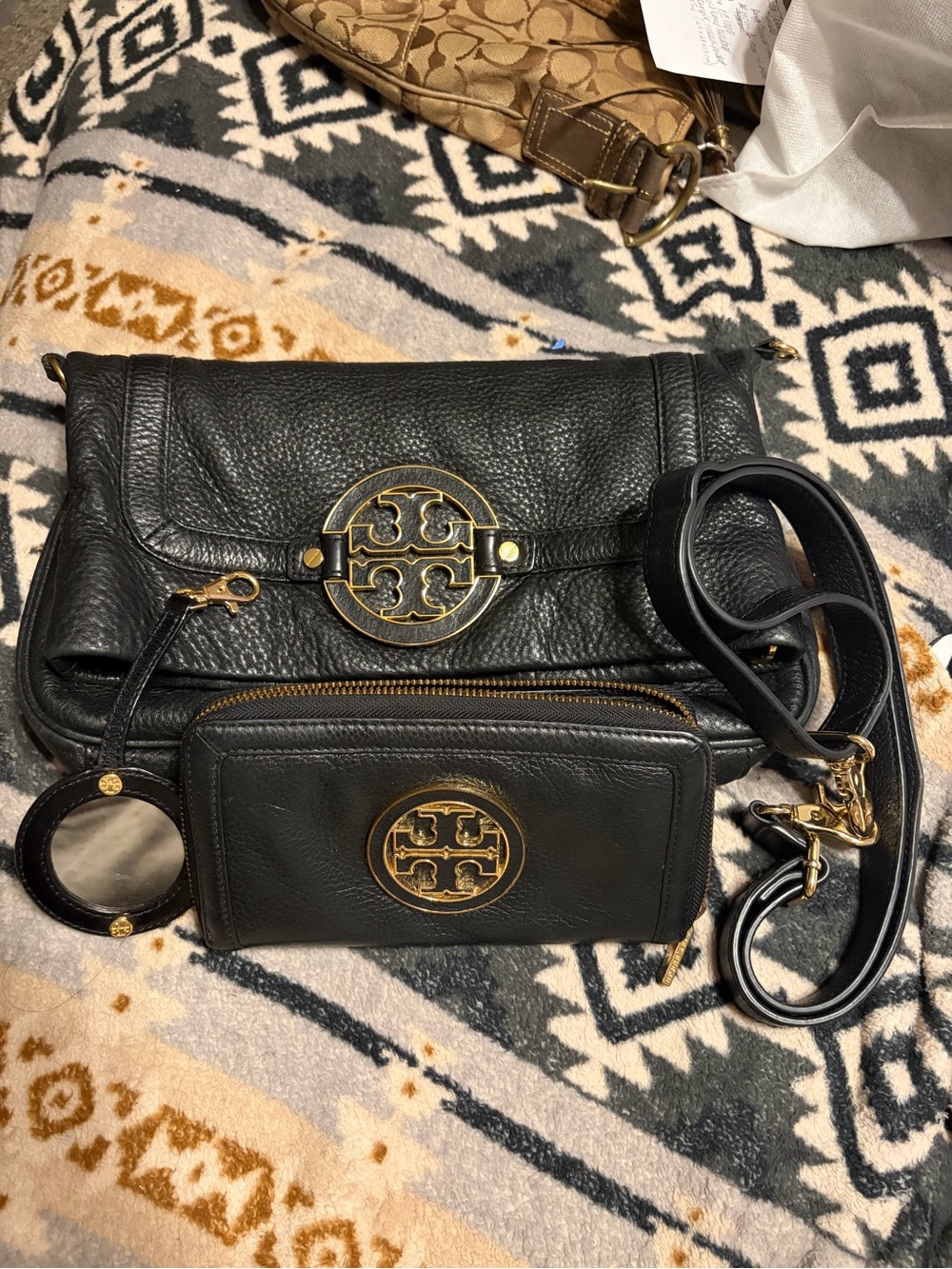 Tory Burch Vintage EUC Black Leather Amanda Messenger Bag w/ Wallet